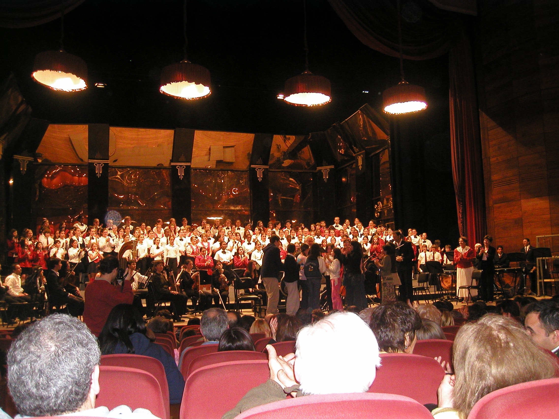 Elogio en Teatro Argentino 1